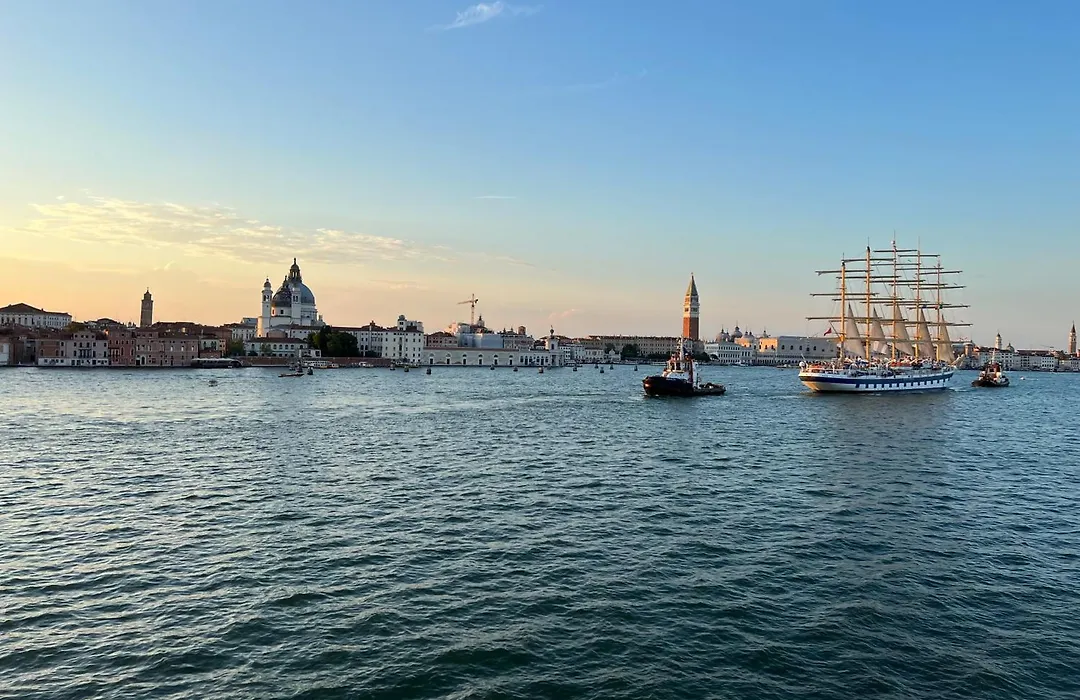 Iconic - Best View In Venice-1